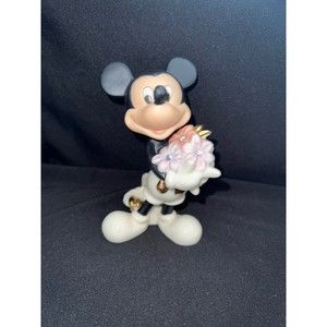 Lenox Disney “Mickey’s Flowers for you” Figurine